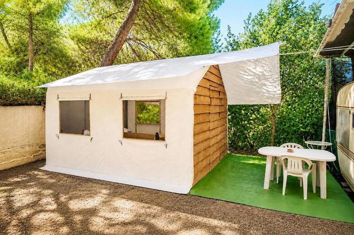 Ferienhaus für 4 Personen, mit Terrasse und Garten in Tolo - 3