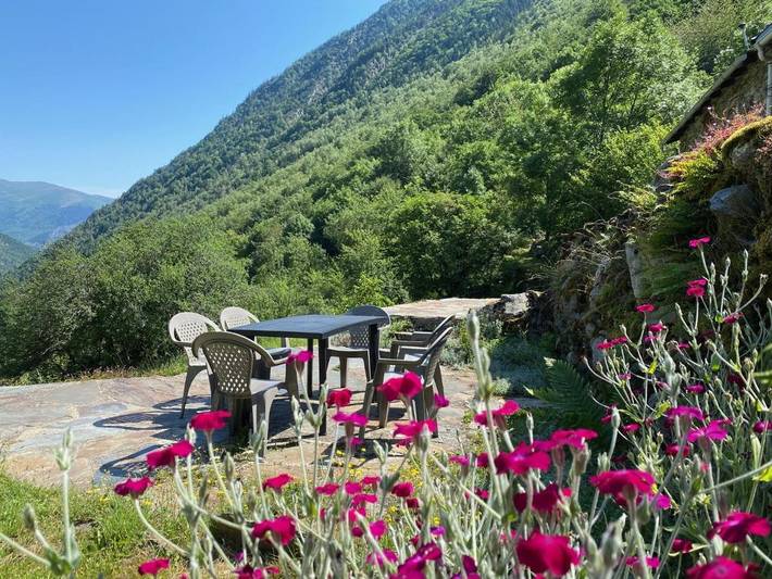 Location de vacances pour 8 personnes, avec vue et jardin à Auzat - 4