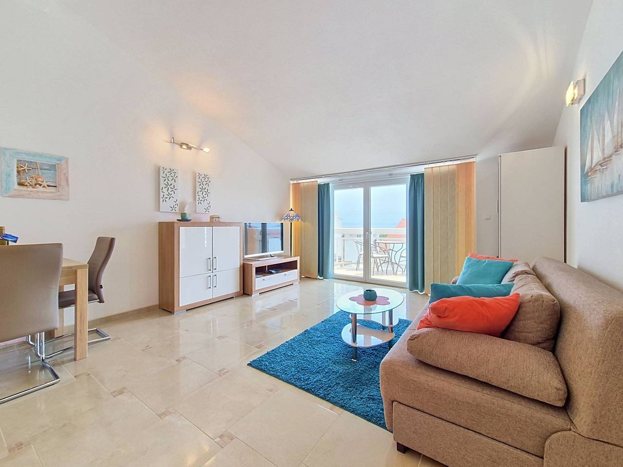 Ganze Wohnung, Villa Nikaroni in Okrug Gornji, Ciovo