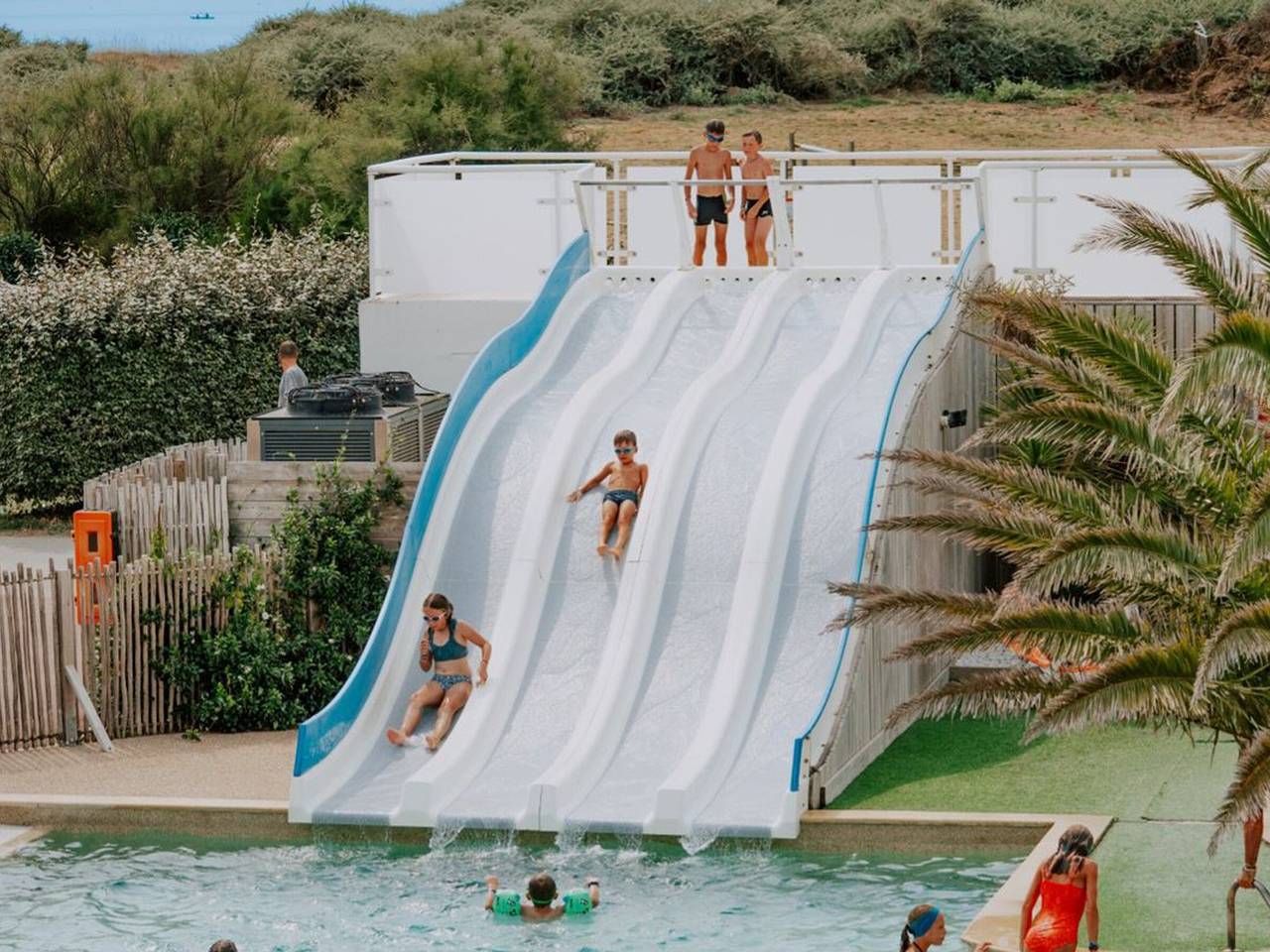 Mobilheim mit Terrasse in Pénestin in Pénestin, Côte des Mégalithes