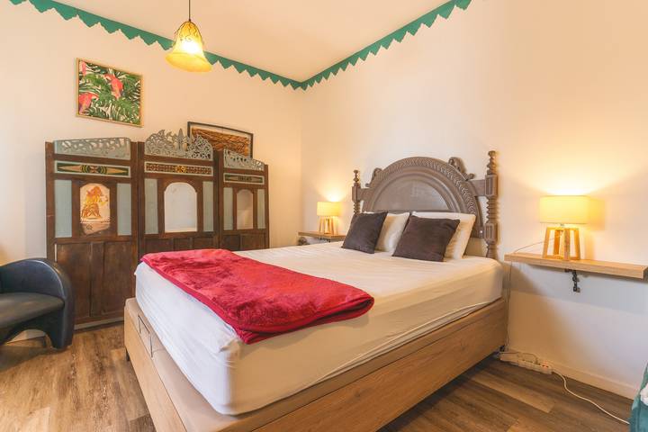 Appartement entier, Appartement de vacances pour 2 personnes avec piscine in Calheta, Île de Madère