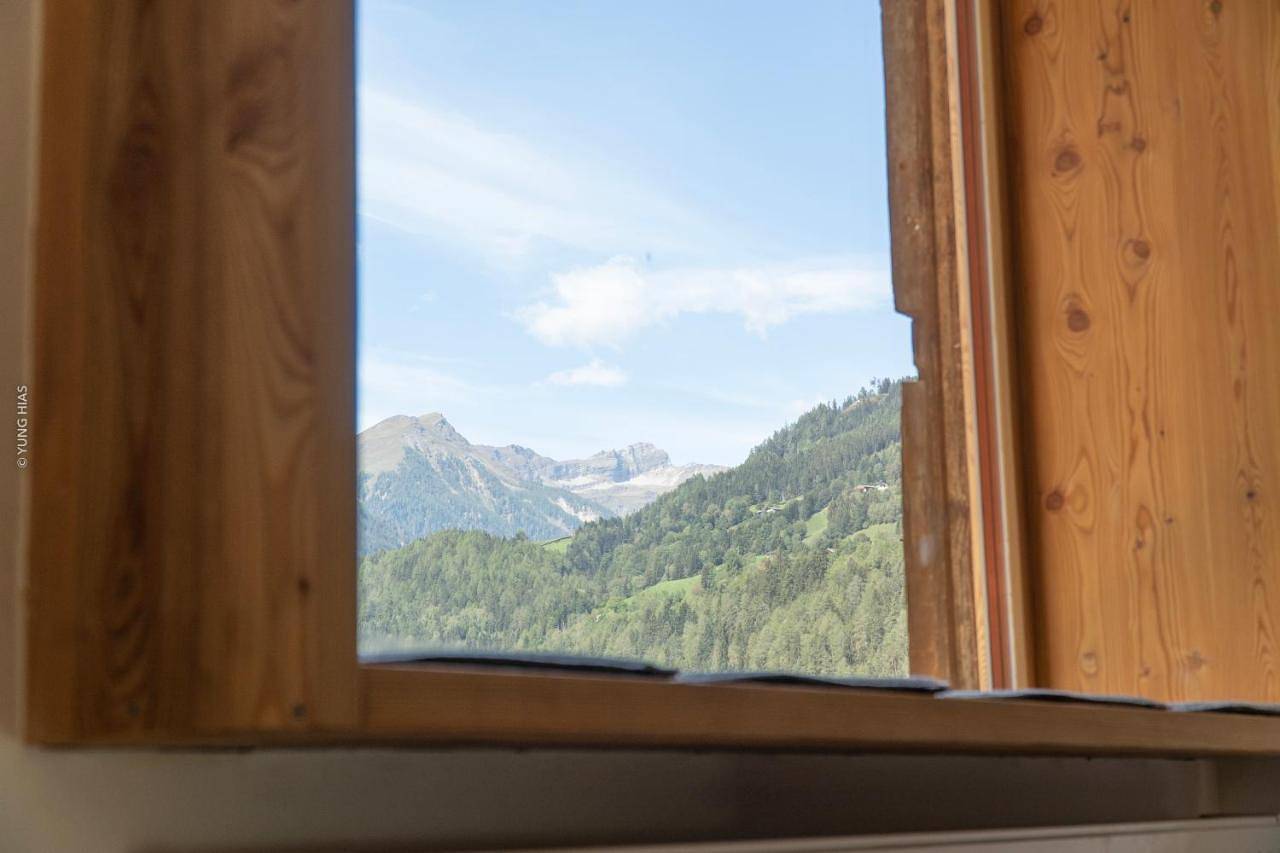 Chalet Schmelz Huette mit Sauna und Garten in Kreuzeckgruppe, Flattach