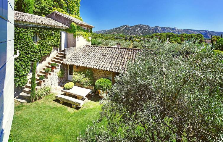 Apartamento con vistas a la montaña, piscina y aparcamiento, Robion in Robion, Parque natural regional del Luberon