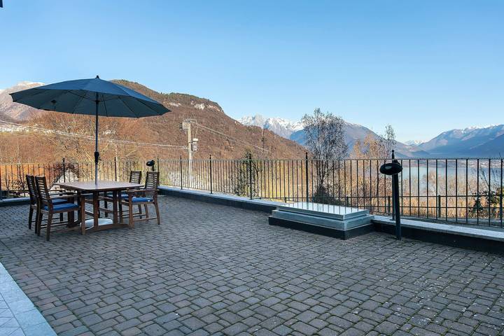 Ferienhaus für 4 Personen, mit Balkon und Seeblick am Comer See