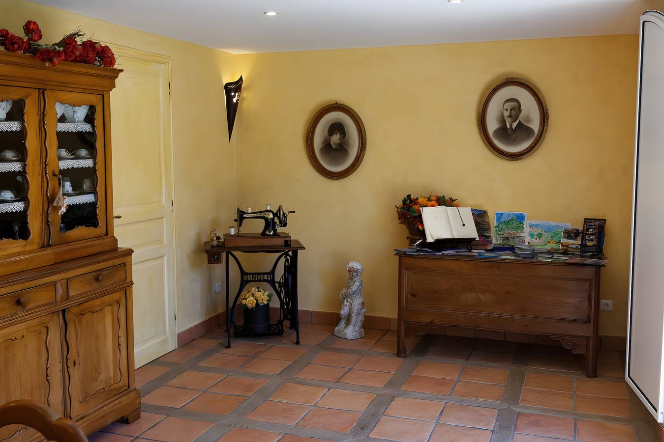 Chambre d'hôtes 'Regina' avec piscine partagée, Wi-Fi et climatisation in Murato, Région de Calvi