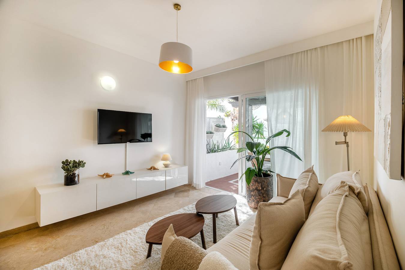 Hel lägenhet, Lägenhet för 3 Personer med pool in Saladillo Benamara, Estepona