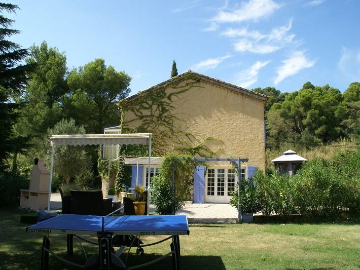 Location de vacances pour 5 personnes, avec piscine et jardin à Piolenc - 4