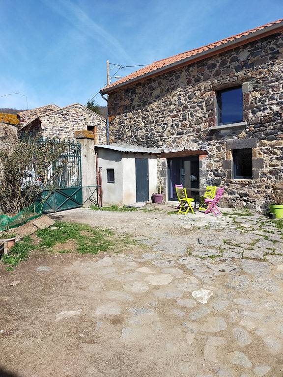 Gîte pour 4 personnes, avec terrasse