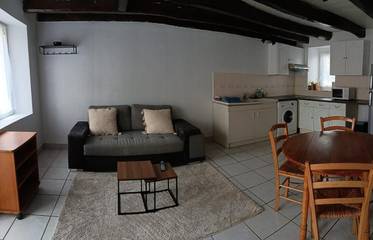 Gîte pour 4 personnes, avec balcon et vue à Pleugriffet