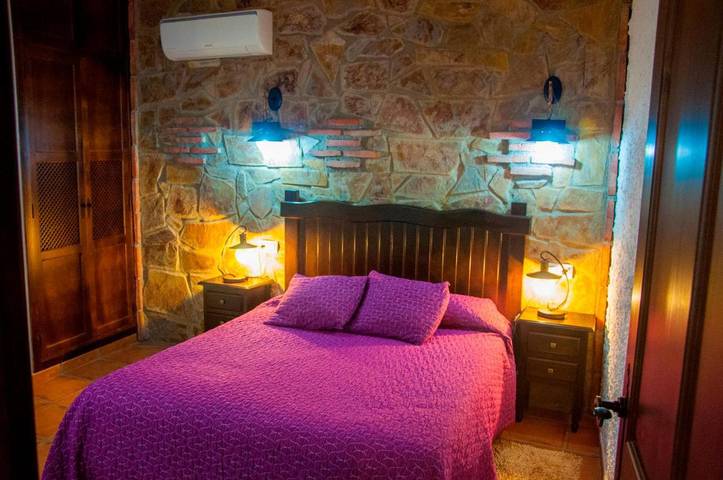 Apartamento para 4 personas, con Terraza y Jardín además de Piscina y Vistas en Zarza de Granadilla