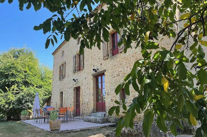 Maison de vacances pour 13 personnes, avec Terrasse à Belvès
