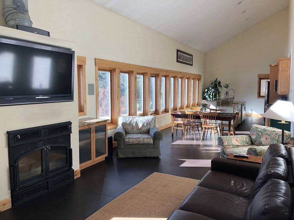 Abgeschiedener moderner Bergbungalow - 2 Meilen zum Ski fahren - tierfreundlich in San Juan National Forest