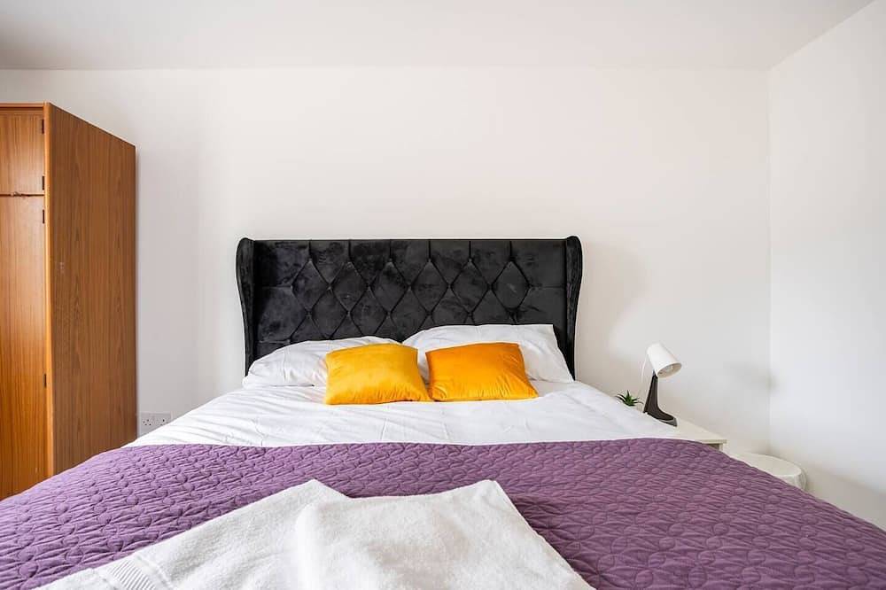 Entire apartment, The Dartford Lodge - 2 bedroom flat in Dartford, Kent
