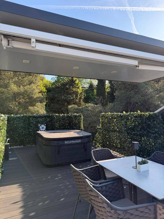 Boot für 6 Personen, mit Whirlpool und Terrasse in Slowenien