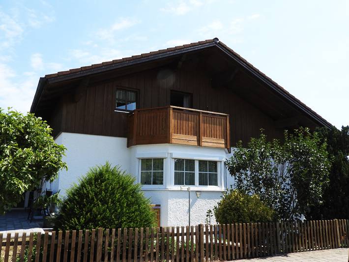 Apartamento inteiro, Appartements Hirsch - Ferienwohnung I (30qm) in Bad Birnbach, Bayerische Golf und Thermenland