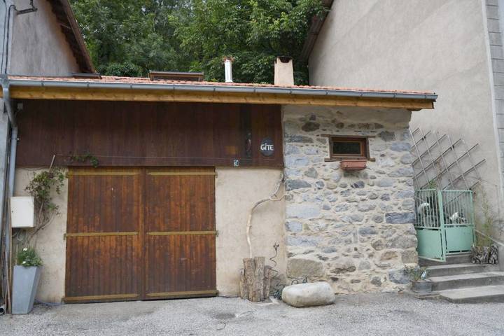 Location de vacances pour 4 personnes, avec vue et jardin dans Val-de-Sos - 4