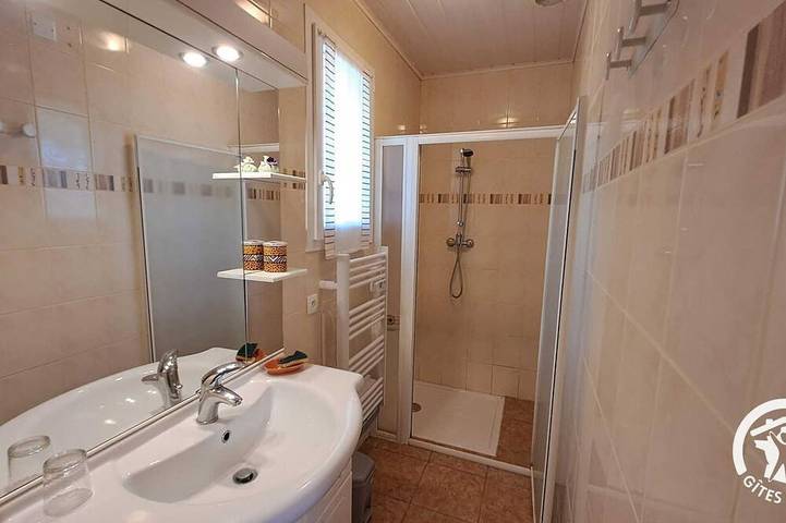 Location de vacances pour 2 personnes, avec jardin, animaux acceptés à Vénès - 3