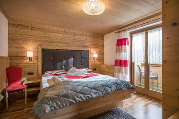 Ferienwohnung für 3 Personen, mit Sauna und Balkon in Finkenberg