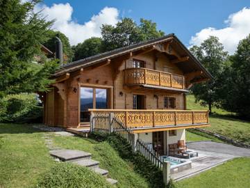 Gîte pour 8 personnes, avec jardin et balcon dans Chesières