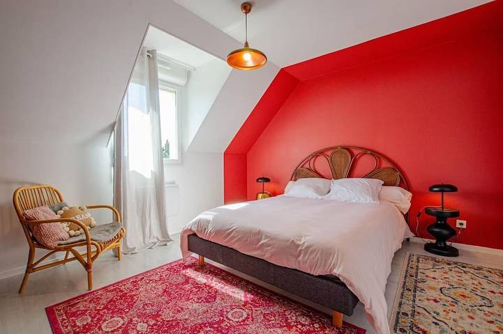 Gîte pour 8 personnes, avec jardin à Saint-Julien-les-Villas - 2