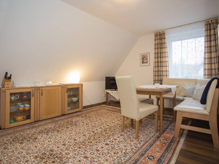 Chalet für 4 Personen, mit Terrasse und Balkon/Terrasse in Winterberg - 3