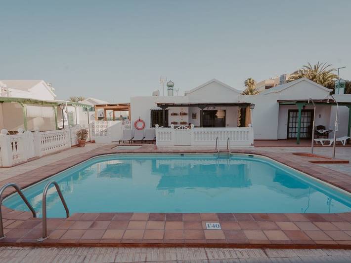 Bungalow para 6 personas, con jardín y piscina en Playa del Inglés