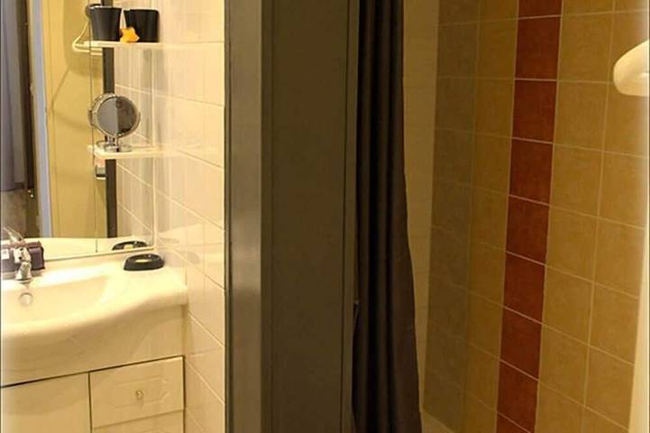 Location de vacances pour 2 personnes, avec jacuzzi et sauna à Bois (homonymie) - 4