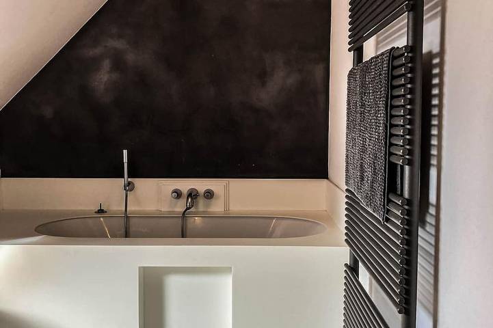 Location de vacances pour 21 personnes, avec terrasse et jardin à Anhée - 3