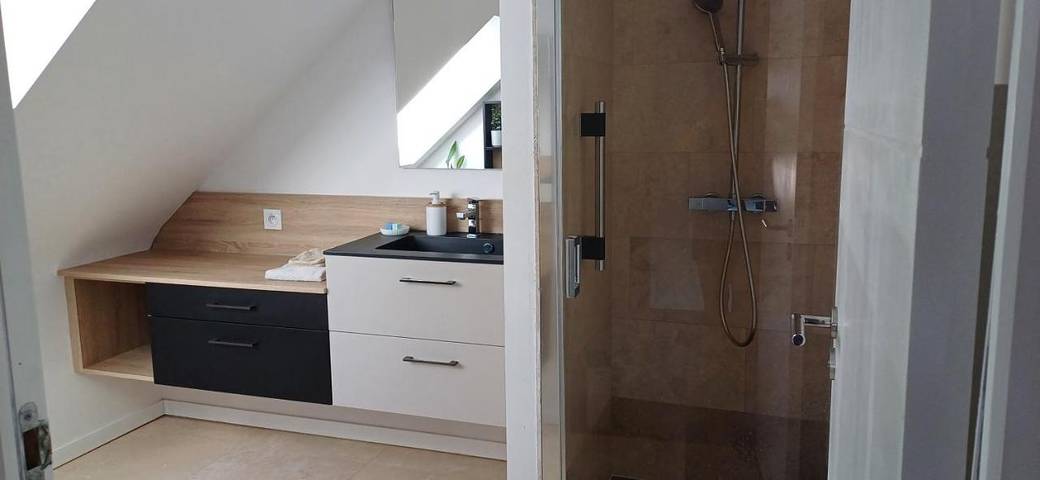 Location de vacances pour 2 personnes, avec vue ainsi que jardin et terrasse dans Suscinio - 2