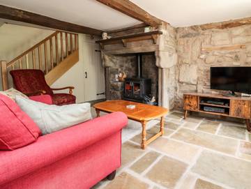 Log Cabin for 3 People in Forest of Bowland, North West England, Photo 2