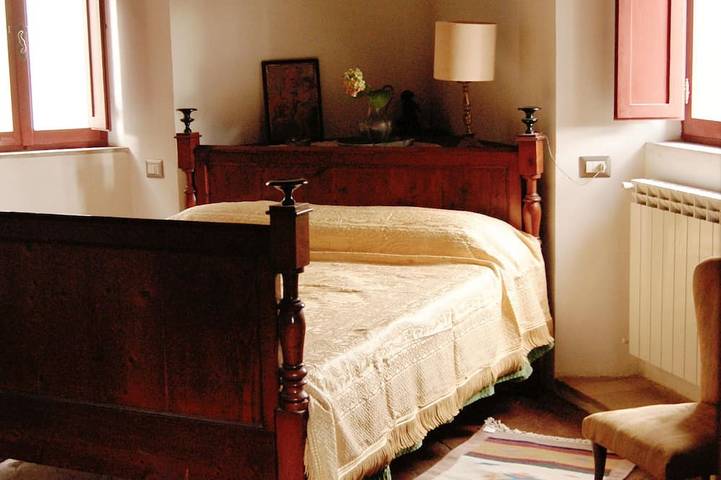 Location de vacances pour 14 personnes, avec jardin, animaux acceptés à Camporgiano - 2