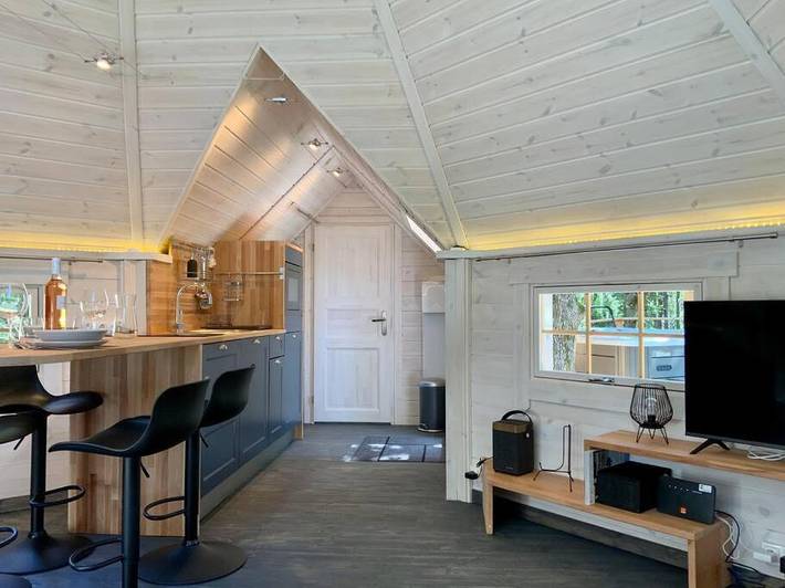 Gîte pour 4 personnes, avec terrasse et jacuzzi à Bongheat - 3