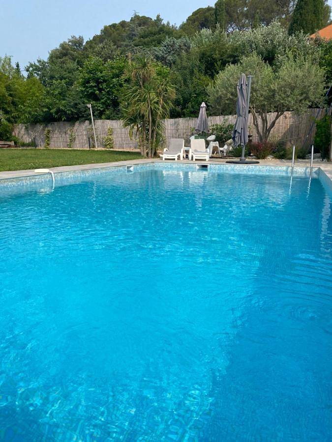 Villa pour 6 personnes, avec piscine ainsi que jardin et vue à Aix-en-Provence