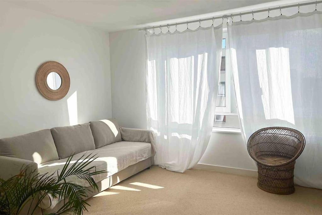 Appartement entier, Nice sunny apartment of 70m2 in Montrouge, Hauts-de-Seine