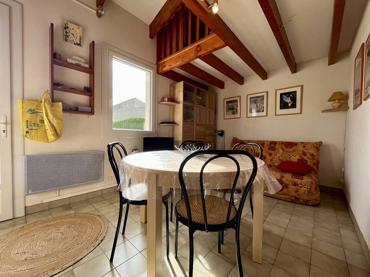 Maison rénovée à 350m de la plage avec cour, terrasse et parking, Dolus-d'Oléron in La Remigeasse, Dolus-d'Oléron
