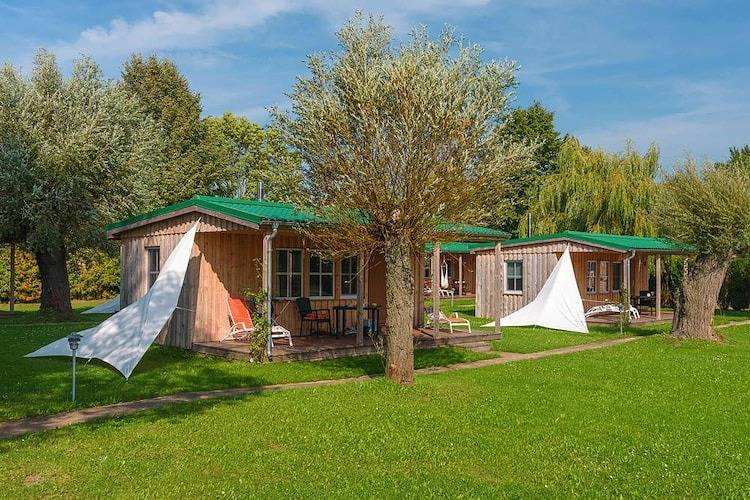 Ferienhaus mit Kamin am Achterwasser in Lütow in Lütow, Usedomer Norden