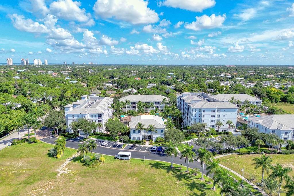 Ganze Wohnung, Schön dekoriert -Lanai erstreckt sich auf Schlafzimmer! in Bonita Bay, Bonita Springs
