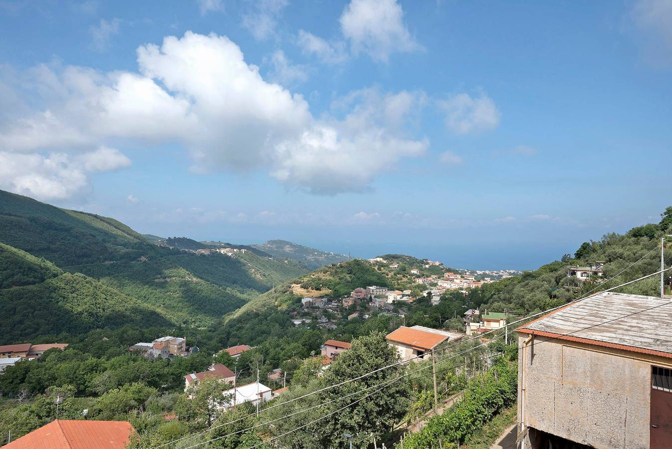 Appartement entier, Appartement 'Prima Luce' avec Vue sur la Mer, Terrasse Privée et Wi-Fi in Vico Equense, Monti Lattari