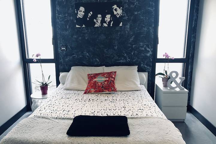 Location de vacances pour 10 personnes, avec jacuzzi ainsi que jardin et terrasse à Arsac - 2