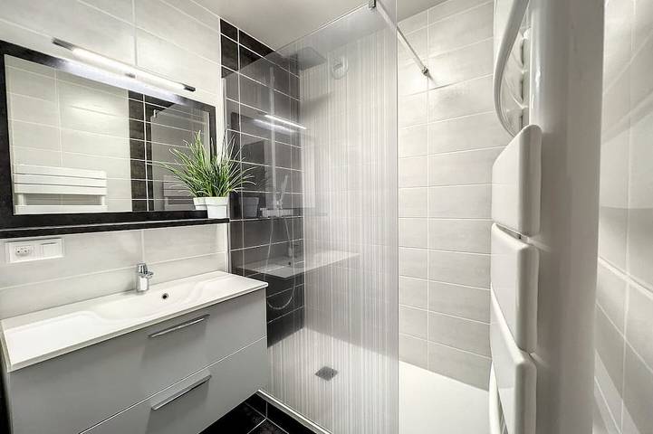 Gîte pour 4 personnes, avec balcon et jacuzzi à Granville - 4