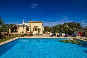 Villa in Pollença, Serra de Tramuntana für 4 