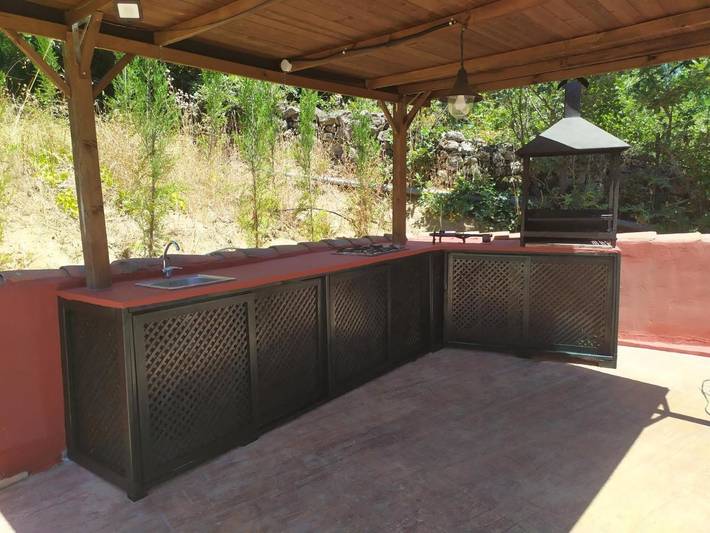 Casa rural con piscina para 16 personas, con piscina además de vistas y jardín en Sierra de Gredos - 3