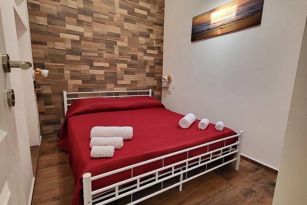 Appartement entier, Marine vacation home in Carini, Province de Palerme