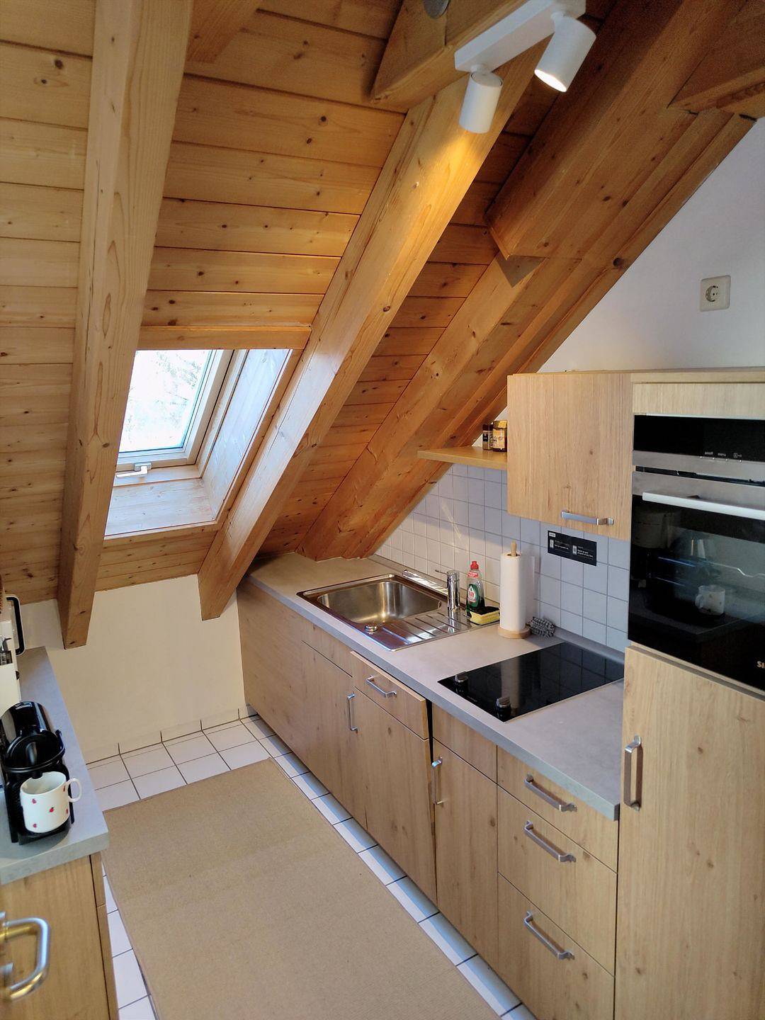 Ganze Wohnung, Moderne Ferienwohnung am Bodensee in Lindau mit Balkon in Lindau, Bayerisch Schwaben