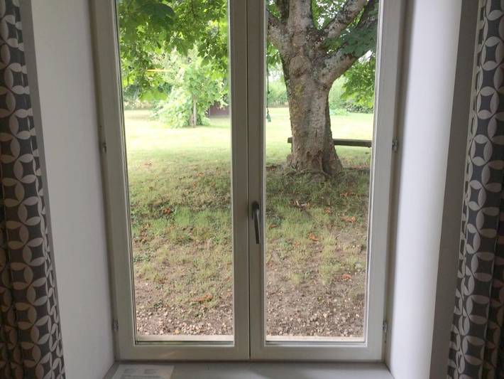 Location de vacances pour 2 personnes, avec jardin ainsi que terrasse et vue, animaux acceptés à Bussière-Poitevine - 4