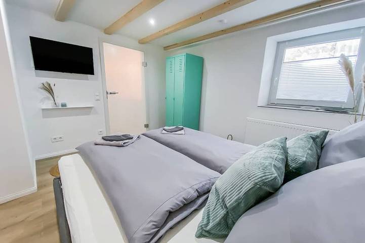 Ganze Wohnung, Stylisches Apartment mit Terrasse im Herzen der Donauwörther Altstadt in Donauwörth, Schwäbische Alb Radweg Region