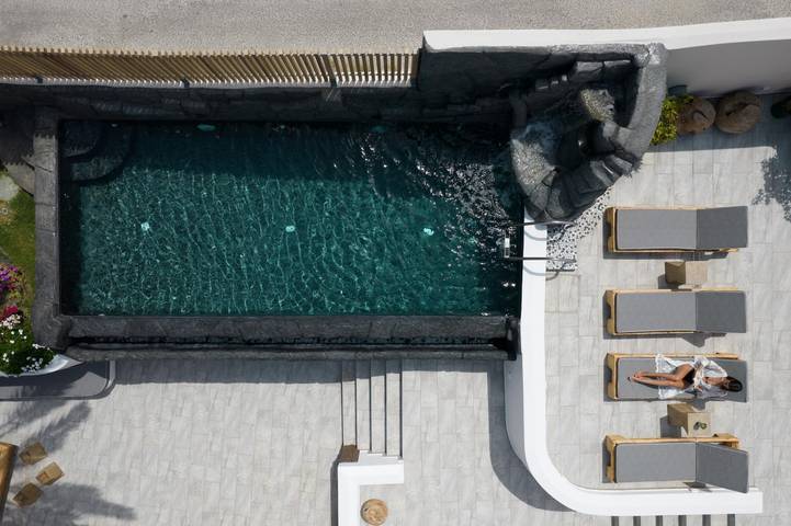 Villa pour 13 personnes, avec jardin à Santorin - 4