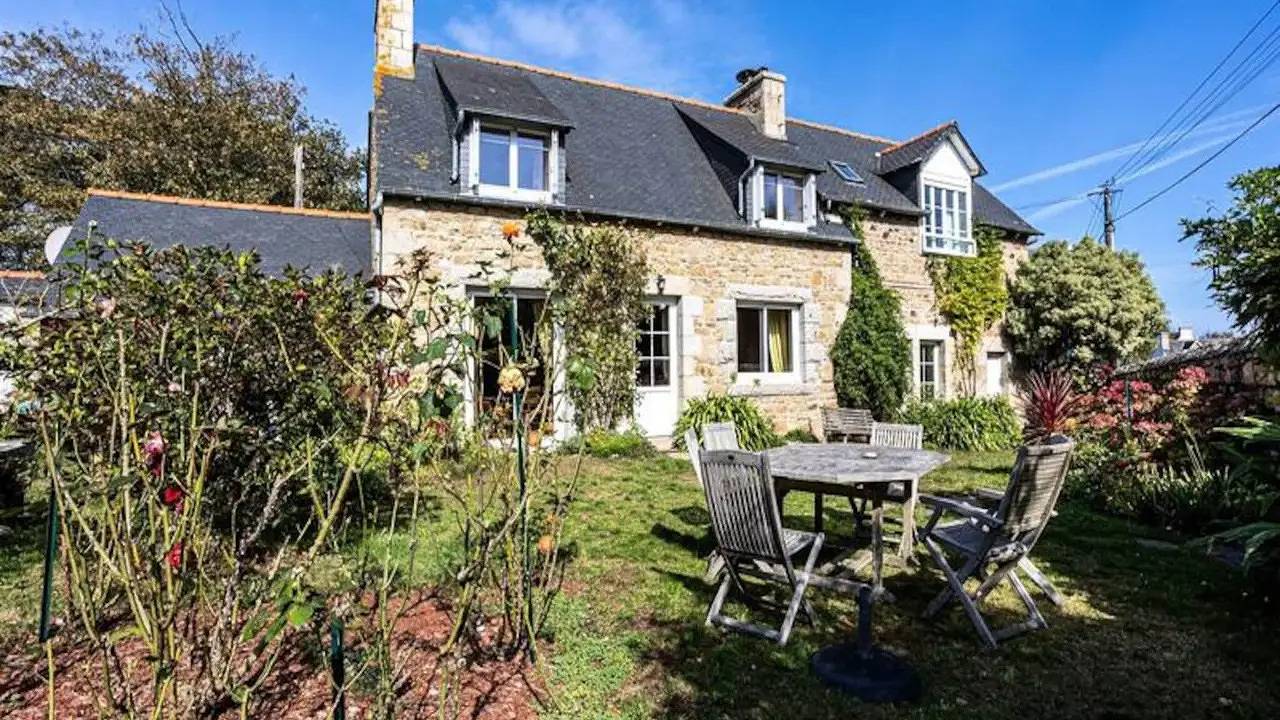 Maison de vacances pour 8 personnes avec terrasse in Port Blanc (Penvénan), Penvénan
