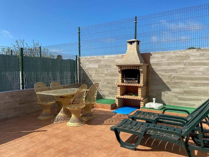 Casa de férias para 4 pessoas, com varanda em Aljezur