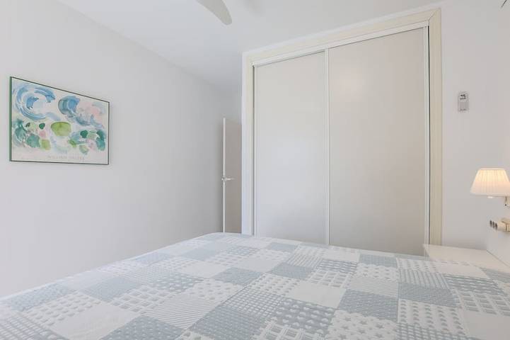 Las Americas - Wonderful beachfront flat with shared pool and Free WiFi in Urbasur, Isla Cristina